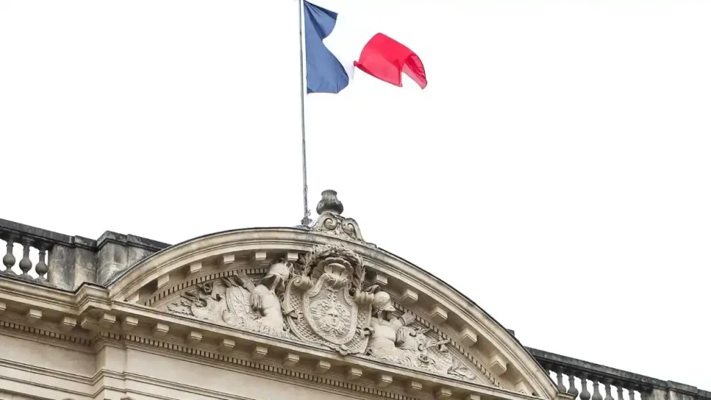 démarches Algériens France