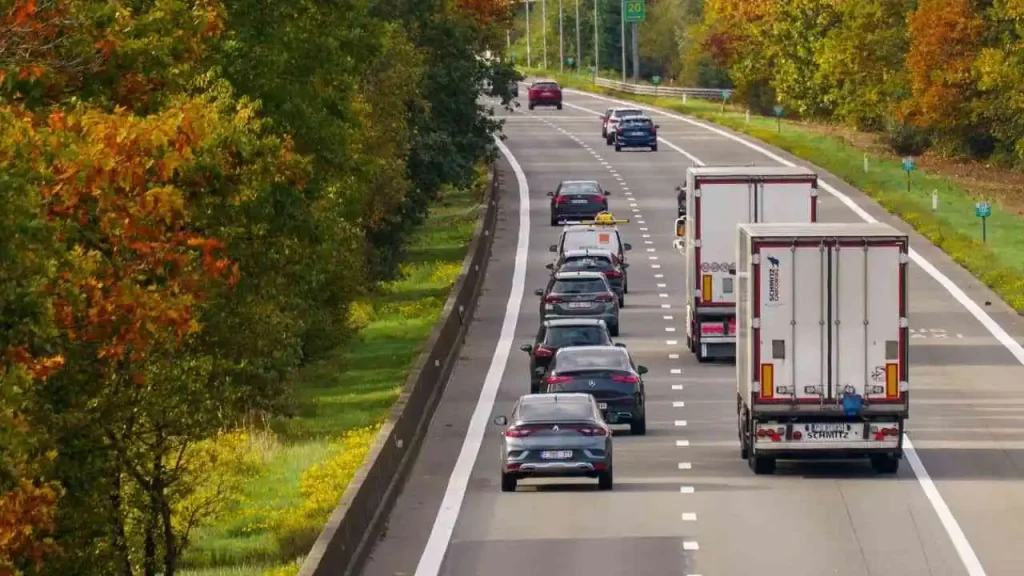 priorité code route amende