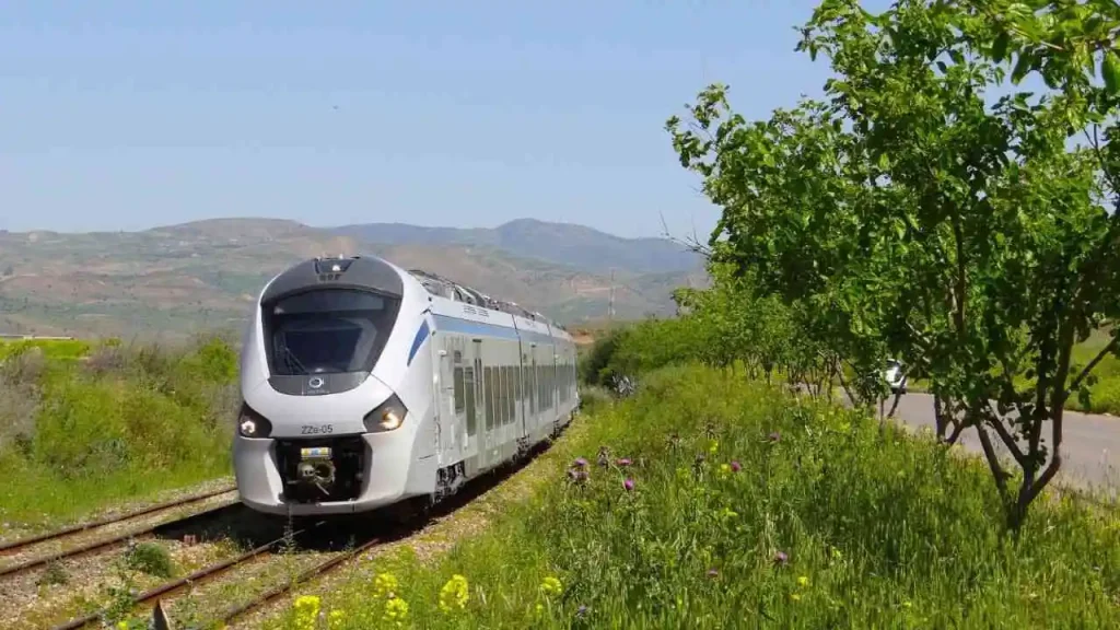 train-annaba-tunis-sntf-retablit-trajets-directs-mercredi